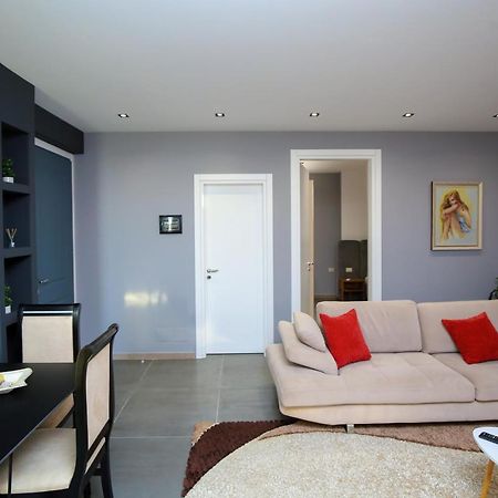 Palm Suites Apartment-Suite Влёра Экстерьер фото