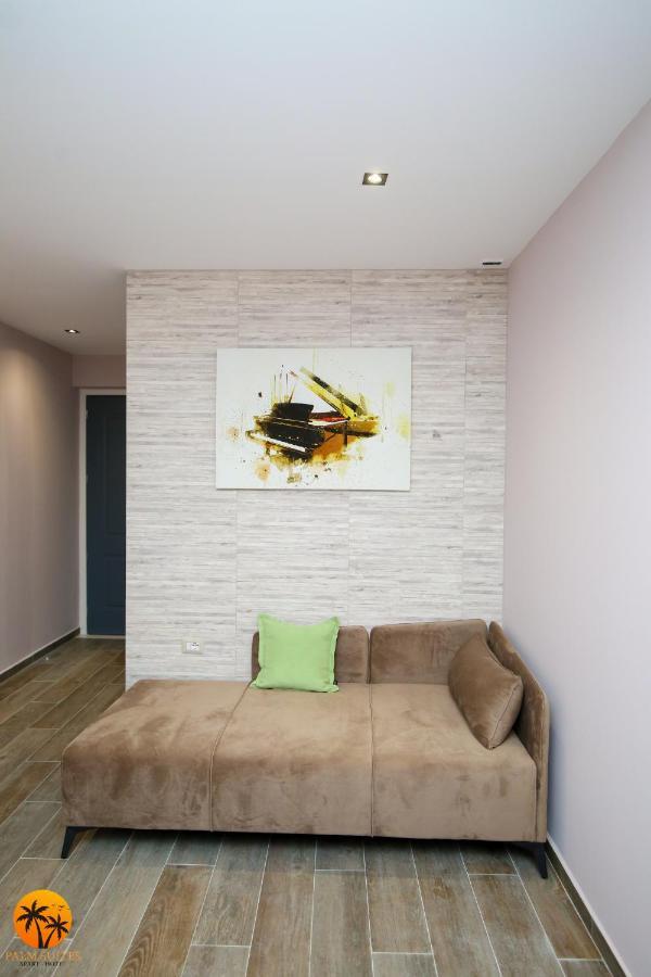 Palm Suites Apartment-Suite Влёра Экстерьер фото
